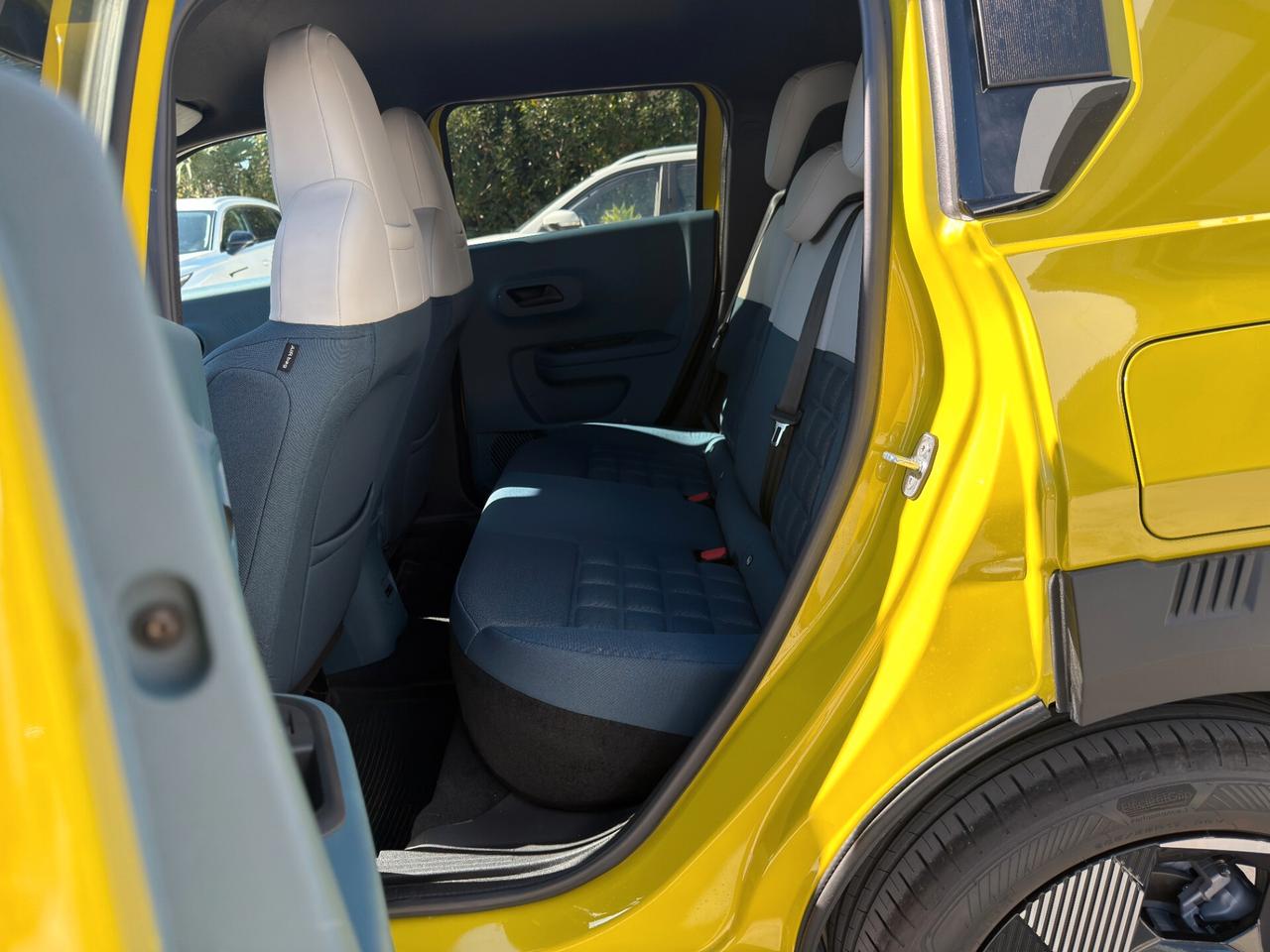 Fiat Grande Panda 1.2 Hybrid 110 CV S&S La Prima