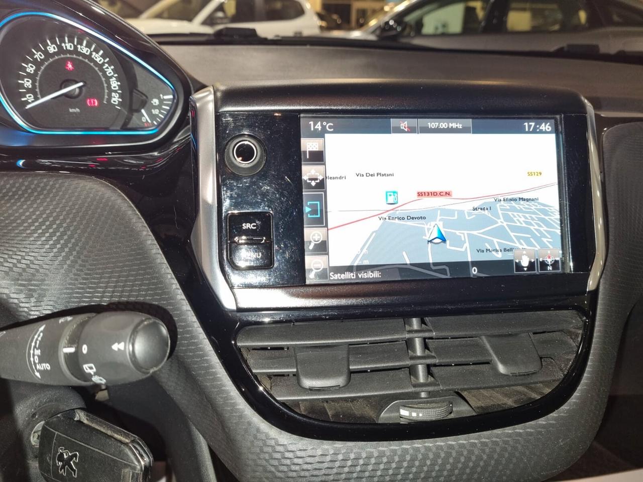 Peugeot 2008 BlueHDi 120 S&S Allure