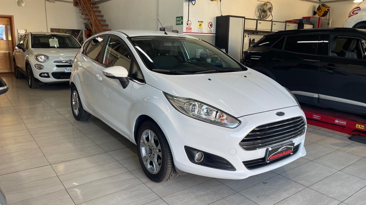Ford Fiesta 1.5 TDCi 75CV 5 porte Titanium