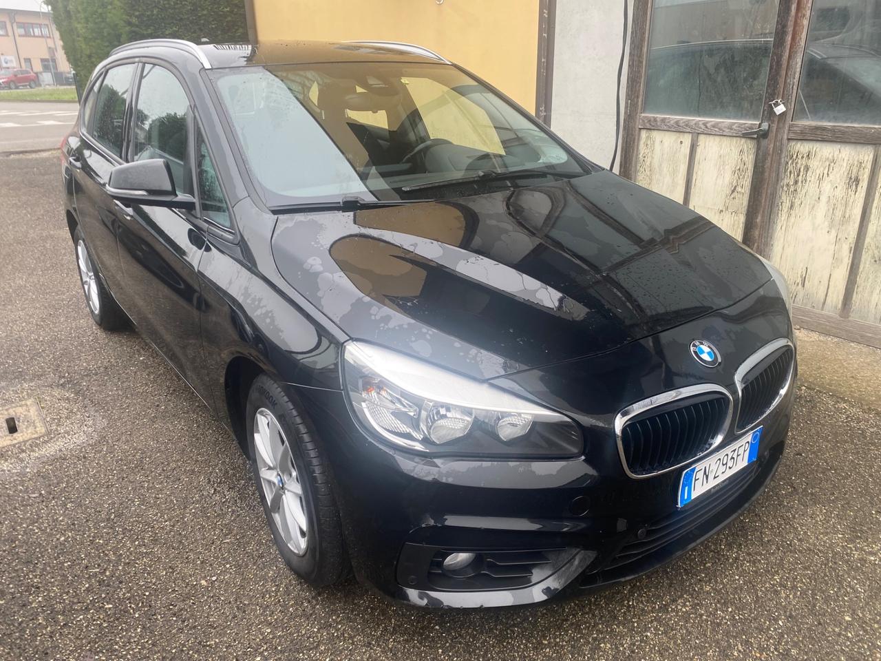 Bmw 2er Active Tourer 218d Advantage
