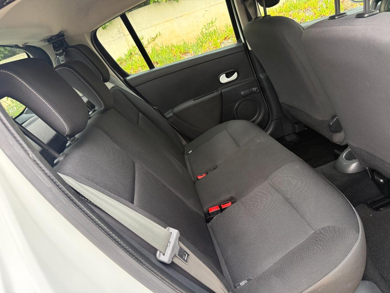 Renault Clio 1.2 16V 5 porte Yahoo!