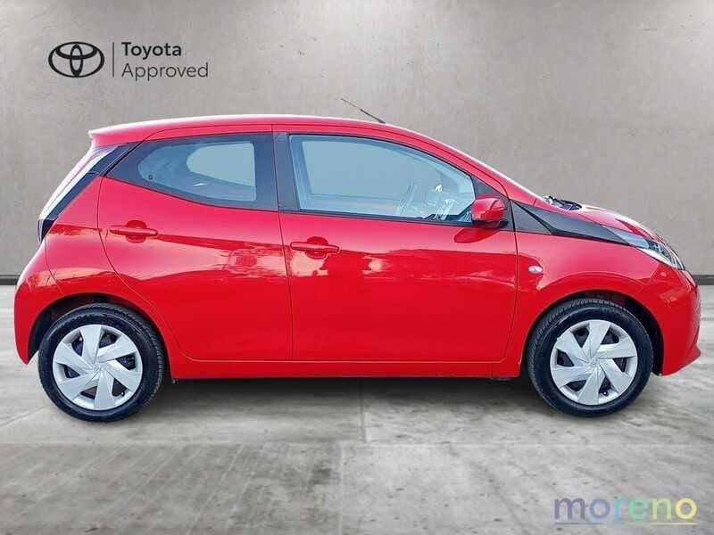 Toyota Aygo 1.0 x-play 5p