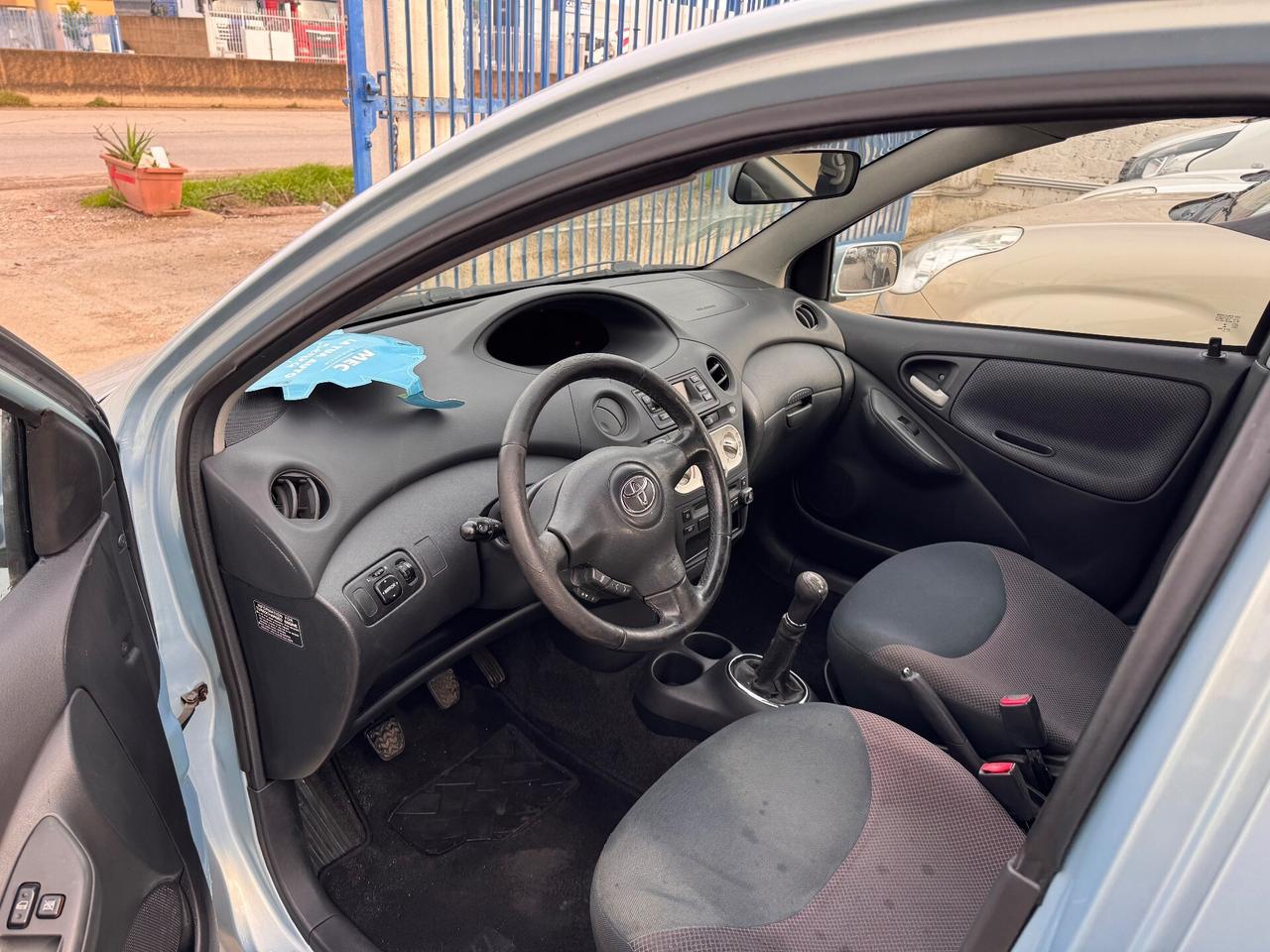 Toyota Yaris 1.4 tdi D-4D cat 5 porte Sol