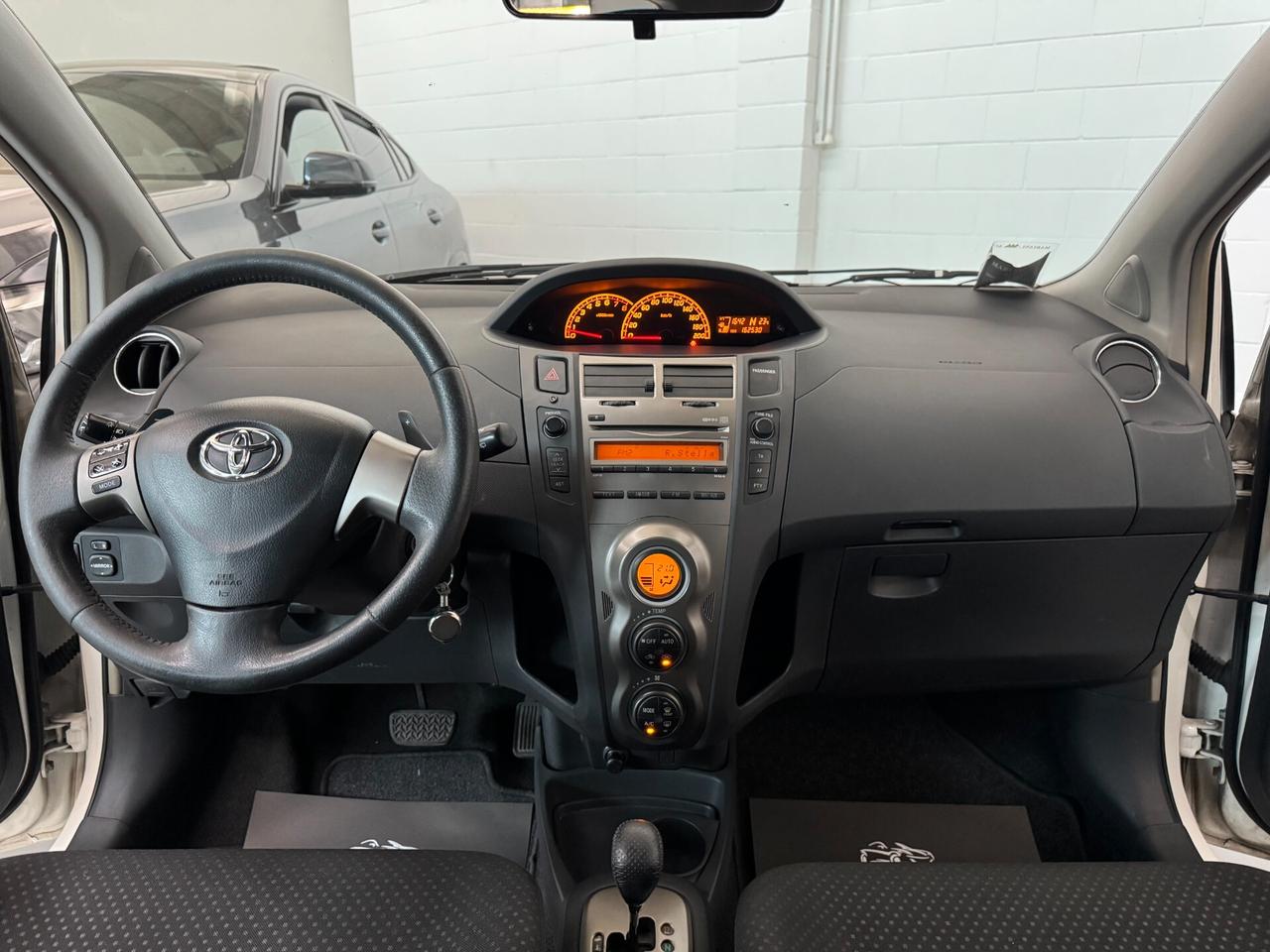 Toyota Yaris Sol 5p 1.3cc 100cv OK Neopatentati Automatica