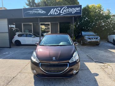 Peugeot 208 1.2 Neopatentati