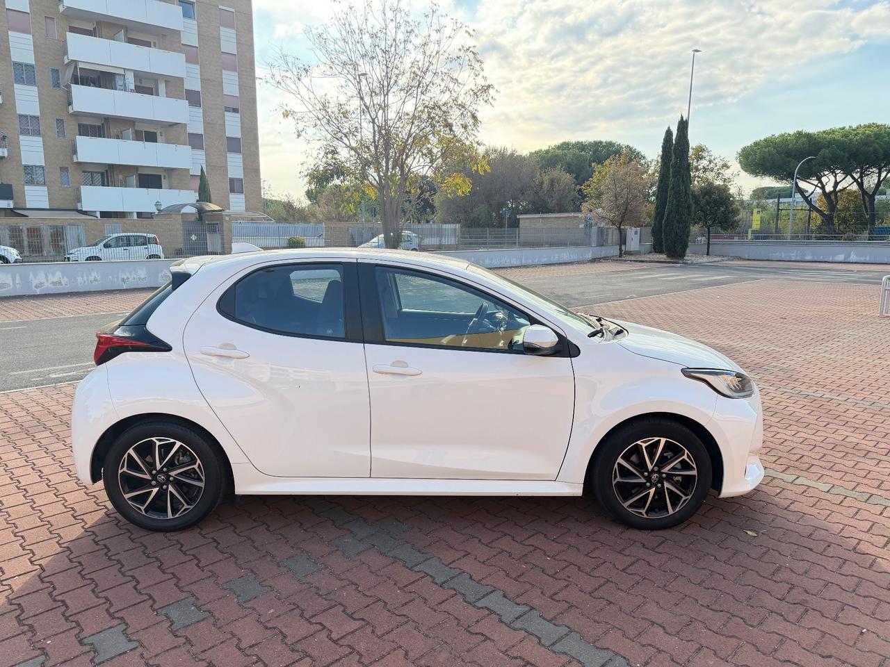 Toyota Yaris 1.5 Hybrid Trend