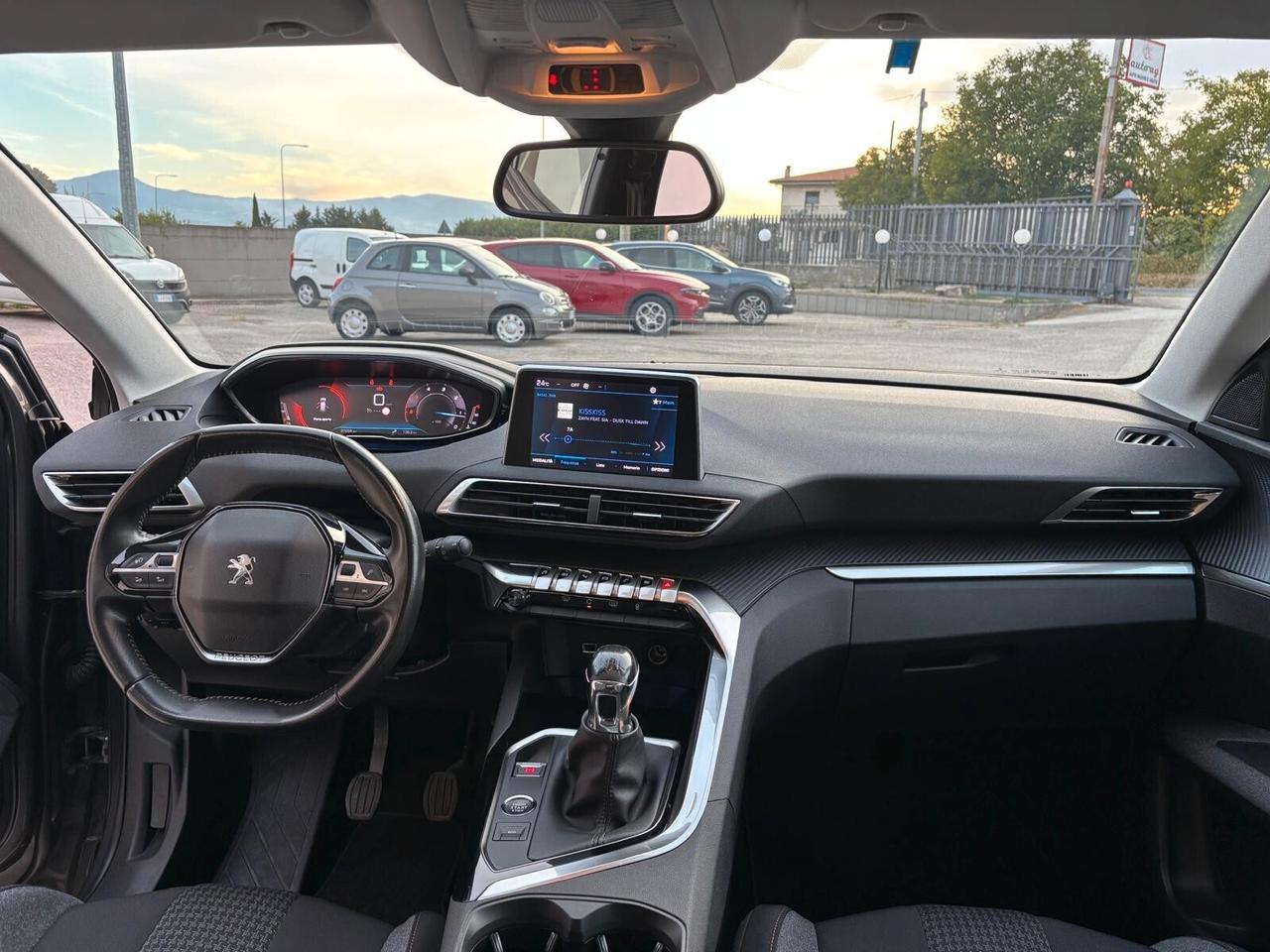 Peugeot 3008 BlueHDi 130 S&S Active Pack 04/2022