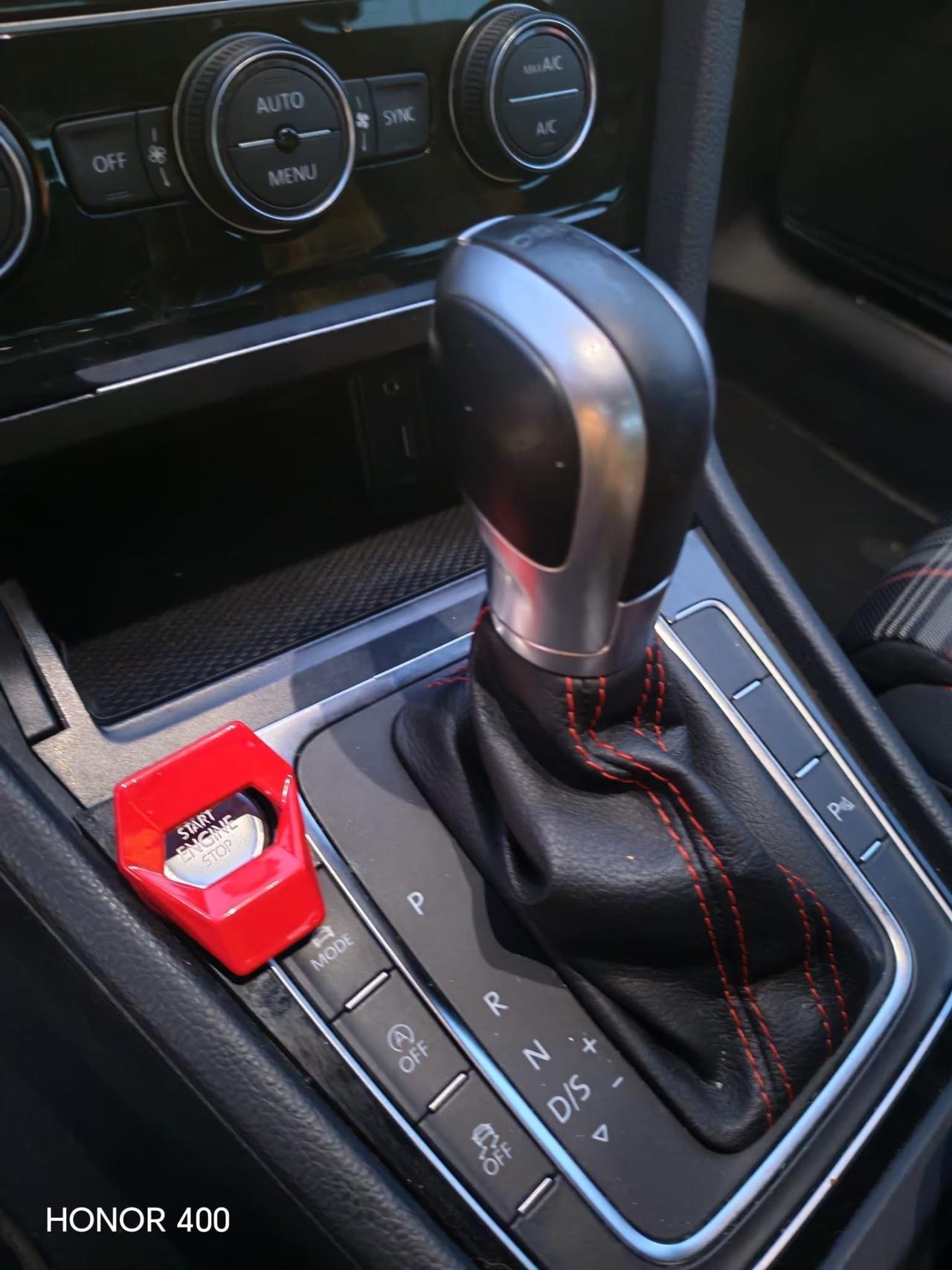 Volkswagen Golf GTI Performance 2.0 245 CV TSI DSG 5p. BMT