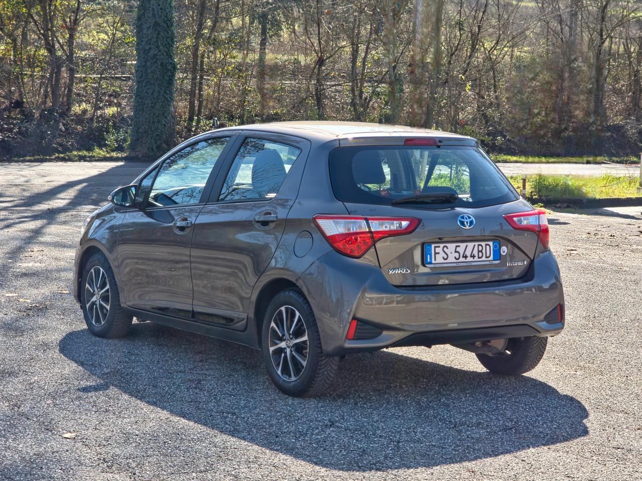 Toyota Yaris 1.5 Hybrid 5 porte Business 2018-E6 Automatico NEO