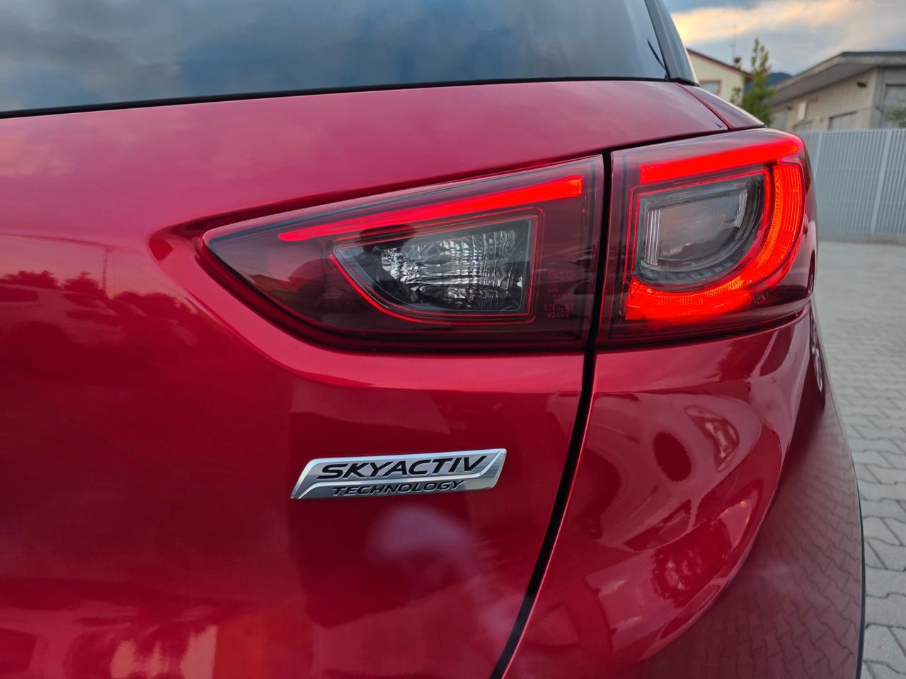 Mazda CX-3 1.5D 4x4 autom.Edition gancio di traino