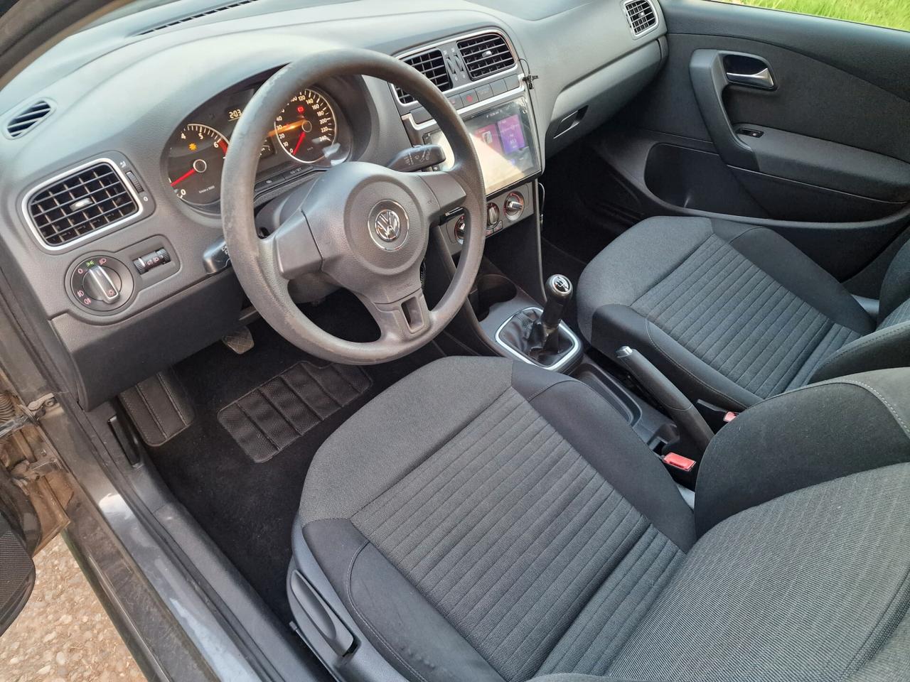 Volkswagen Polo 1.2 70cv 5p 99000km