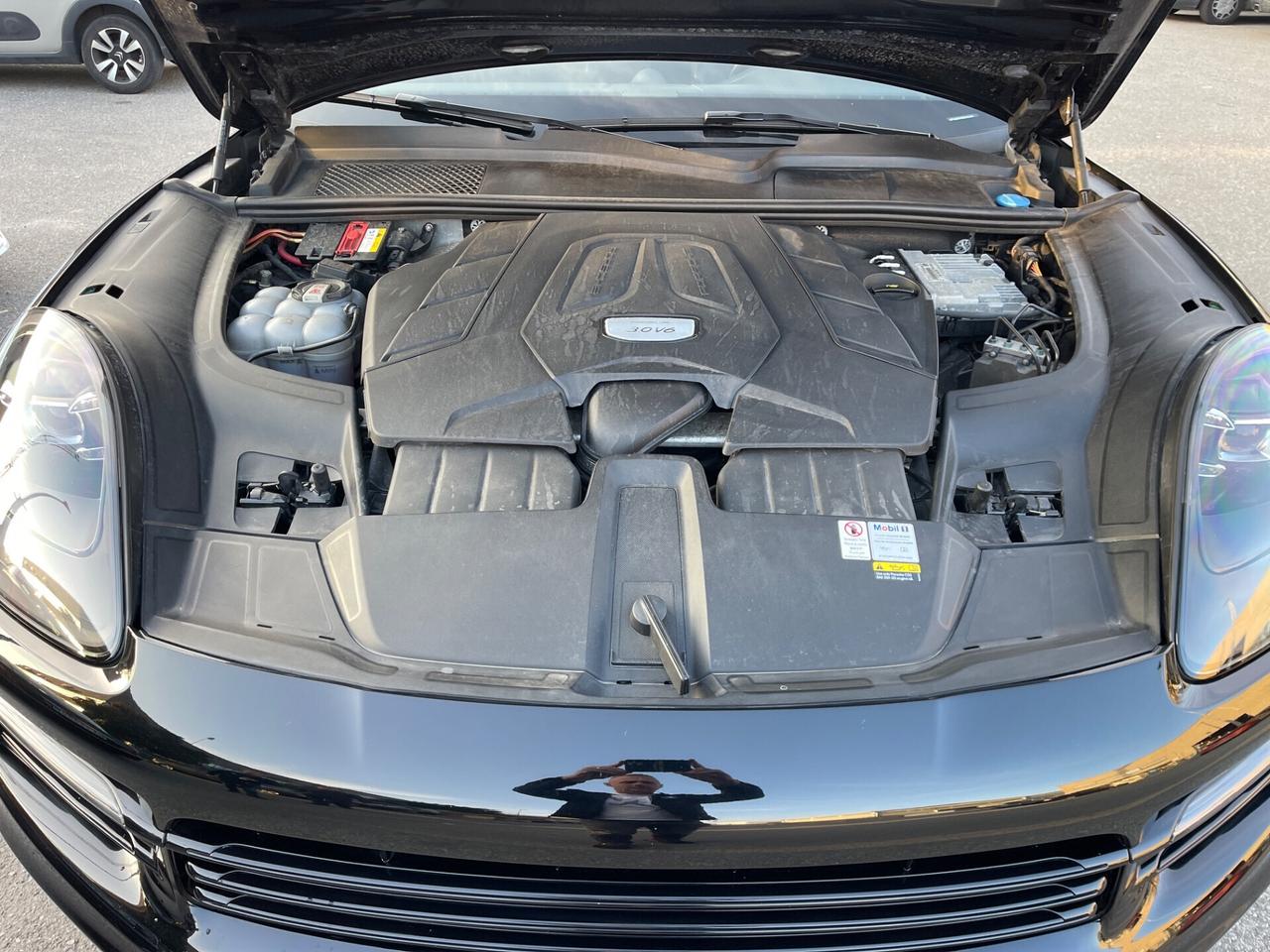 PORSCHE CAYENNE 3.0 BENZINA 250KW EURO6D UNI PROP