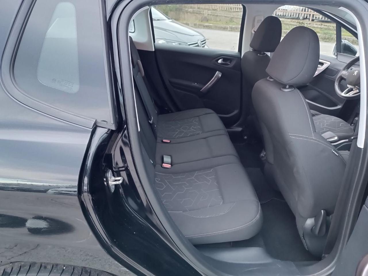 PEUGEOT 2008 1° serie PureTech 82 Allure