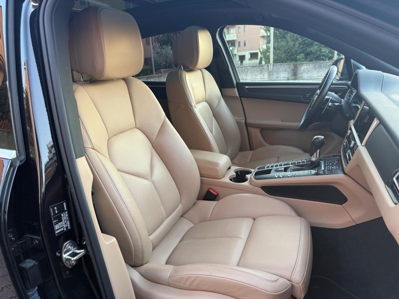 Porsche Macan 2.0 245cv pdk FULL - APPROVED!