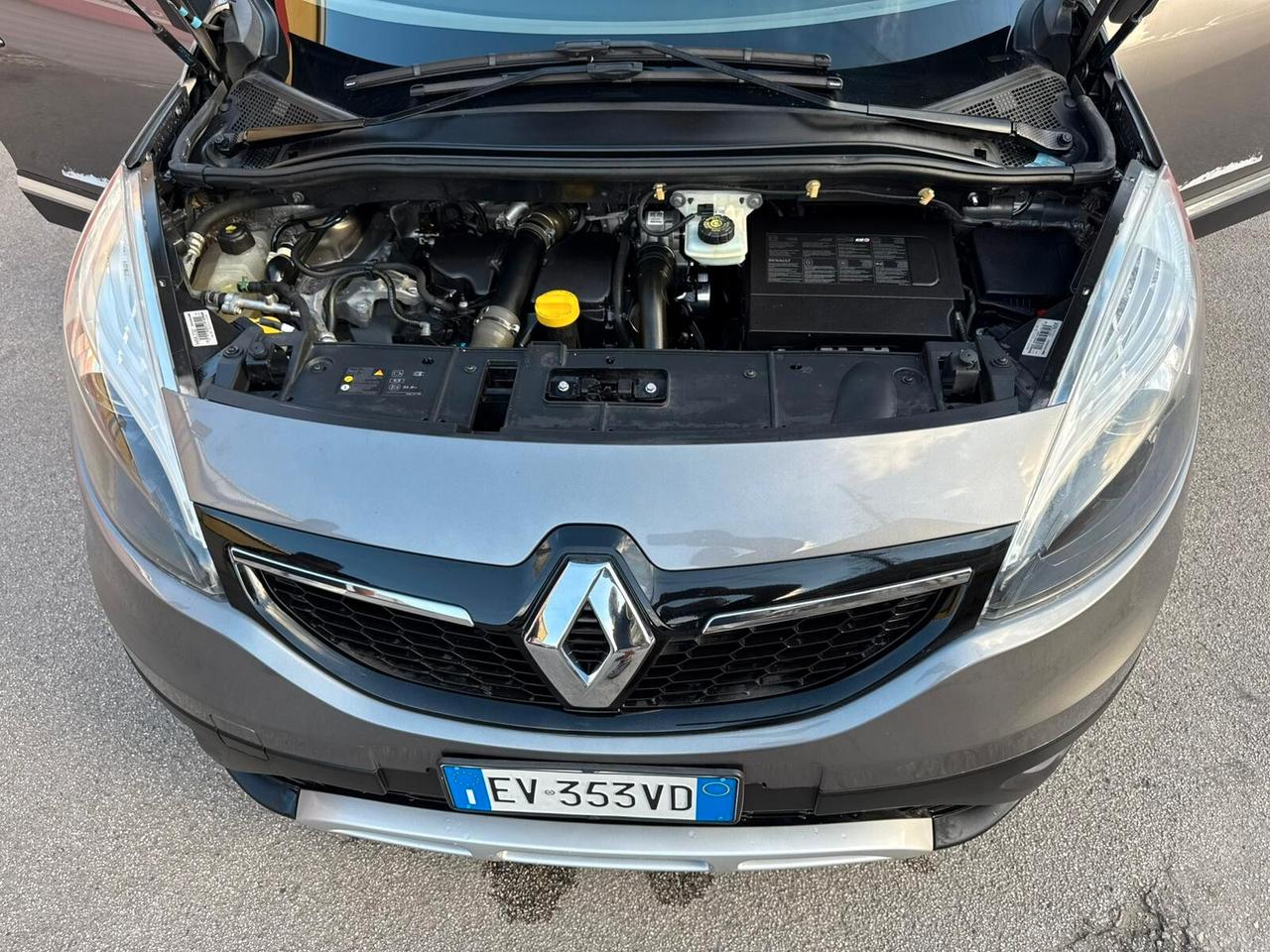 Renault Scenic XMod Cross 1.5 dCi 110cv - 2014