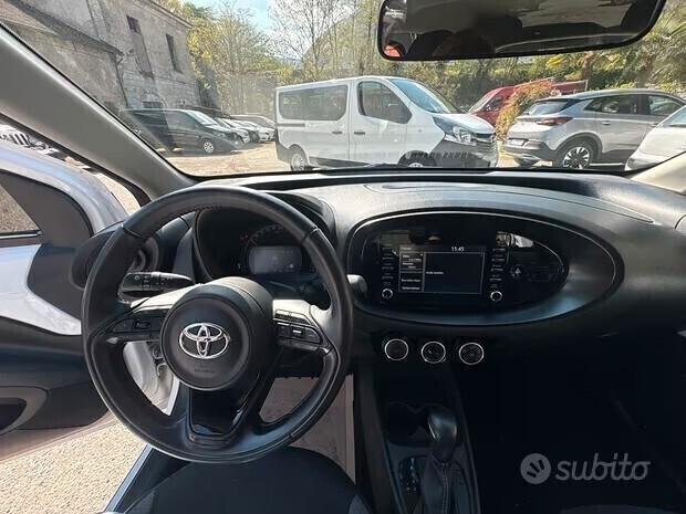 Toyota Aygo X 1.0 VVT-i 72 CV 5 porte Active S-CVT CAMBIO AUTOMATICO