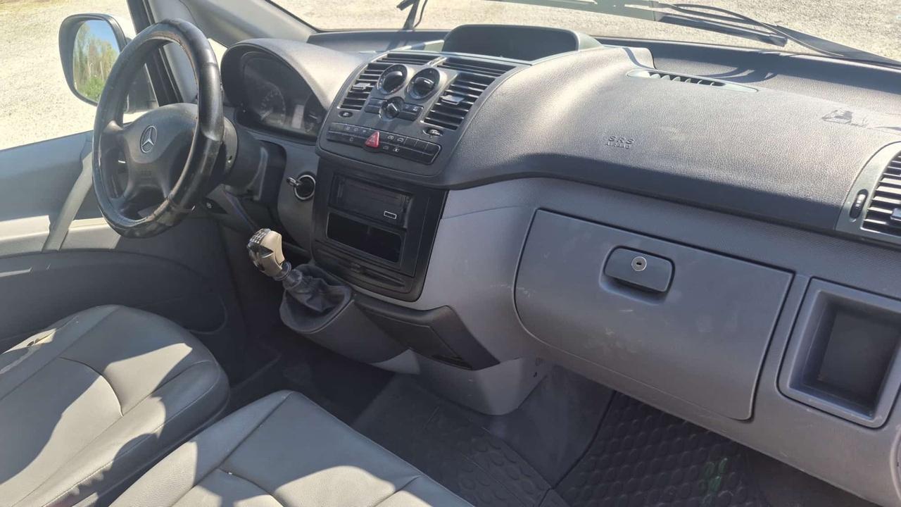 Mercedes-benz Vito 2.2 115 CDI PC Mixto Vtr Compact