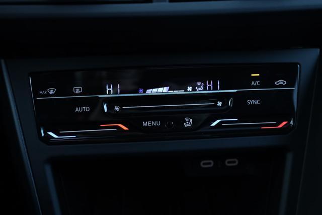 VOLKSWAGEN Taigo 1.0 TSI 115 CV R-Line