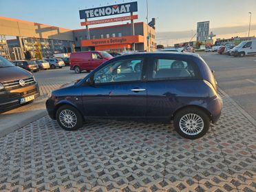 Lancia Ypsilon 1.2 Platino
