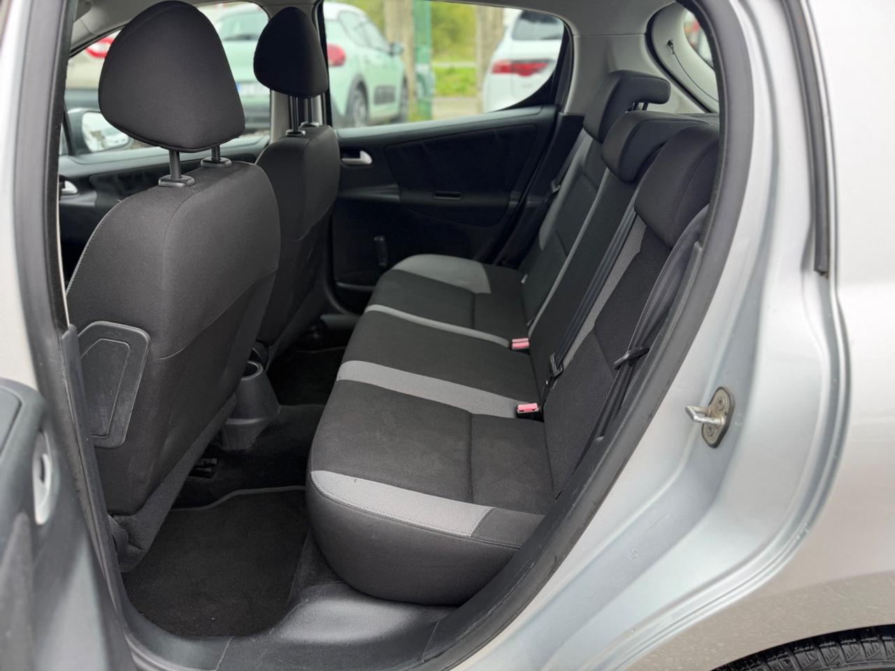 Peugeot 207 1.4 GPL (74.000KM)