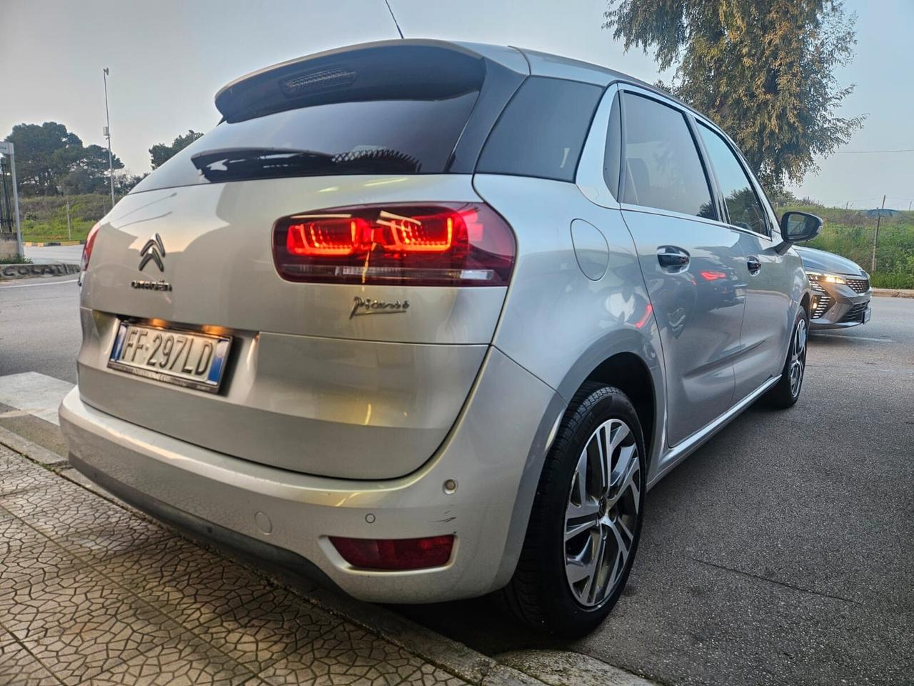 Citroen C4 PICASSO 1.6 hdi 88KW 120CV EXCLUSIVE