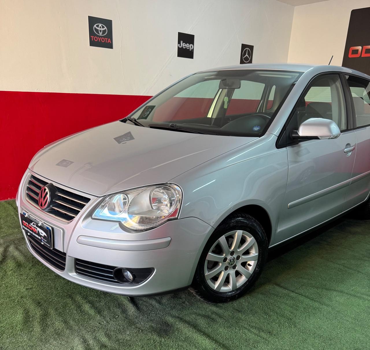 Volkswagen Polo 1.4/75CV 16V 5p. aut. Comfortline