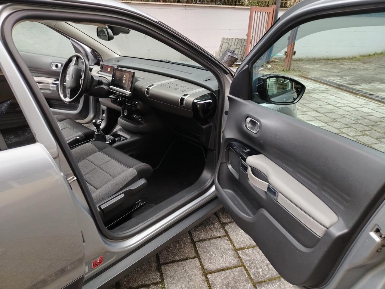 Citroen C4 Cactus BlueHDi 100 S&S Shine