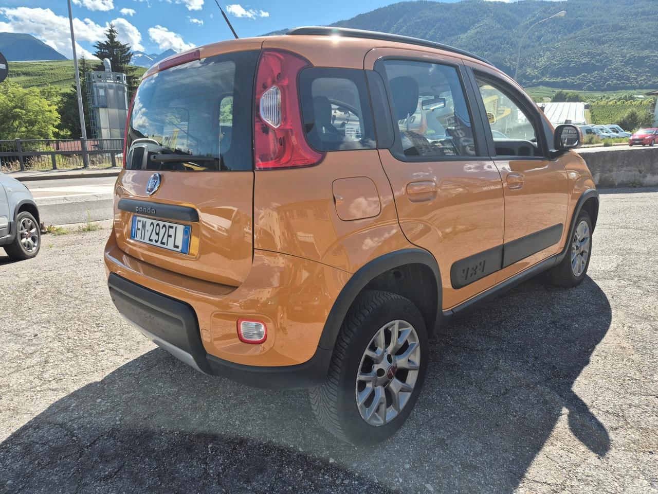 FIAT PANDA 0.9 4X4 TREKKING