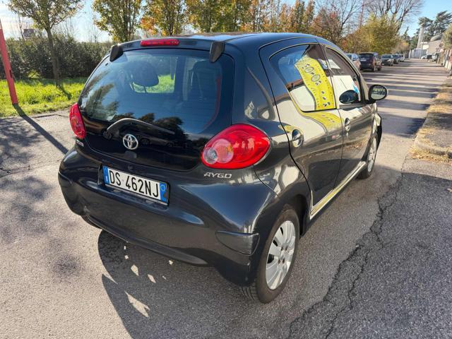 TOYOTA Aygo 1.0 12V VVT-i 5 porte Sol