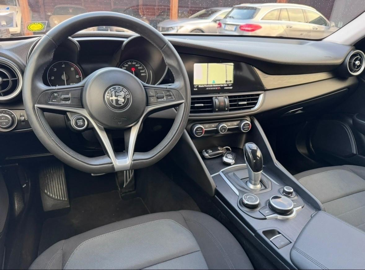 ALFA ROMEO Giulia 2.2 Turbodiesel 150 CV AT8