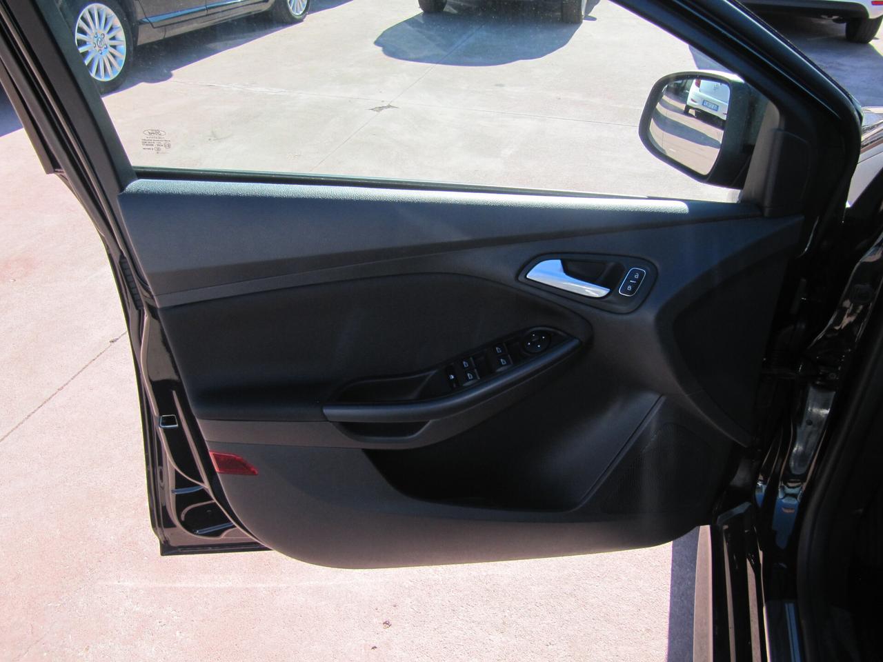 Ford Focus 1.5 TDCi 120 CV Start&Stop ST Line