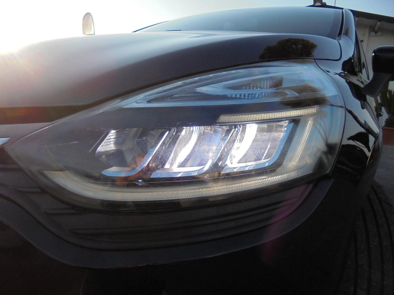 Renault Clio dCi 8V 75 CV Start&Stop 5 porte Energy Intens