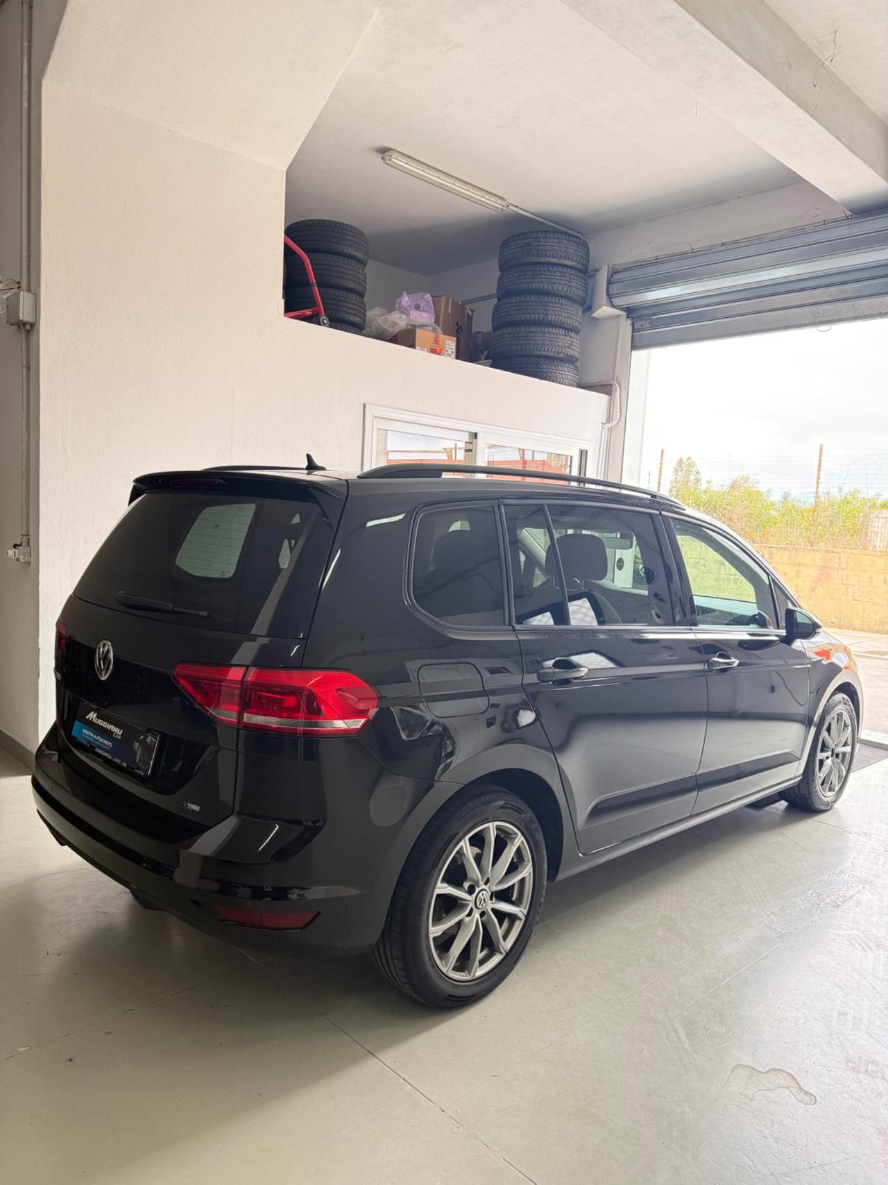 Volkswagen Touran 2.0 TDI 150 CV SCR DSG Comfortline BlueMotion Tech.