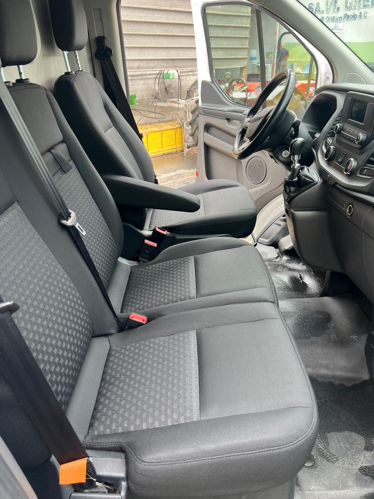 FORD Custom Tourneo Custom ANNO 2021 CL 20 DIESEL