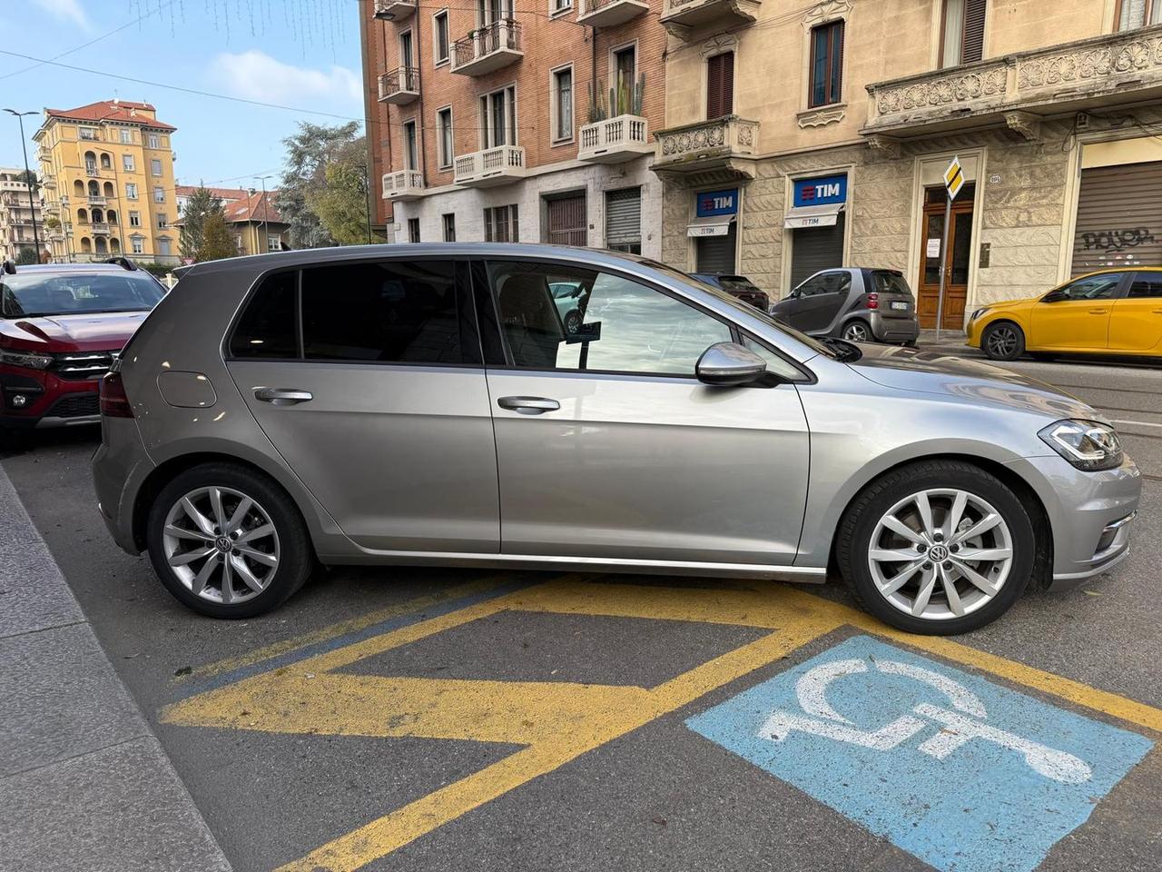 Volkswagen Golf Highline 1.6 TDI BlueMotion