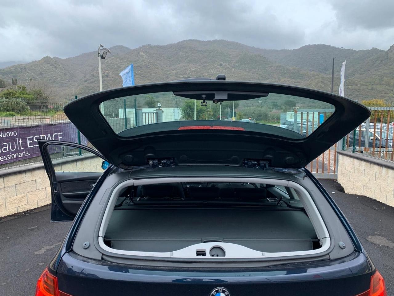 Bmw 320 320d xDrive Touring Business aut.