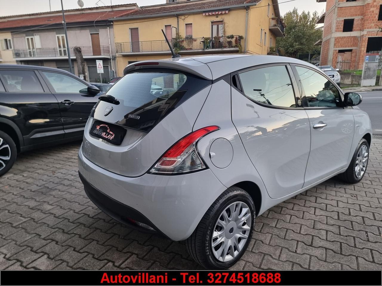 LANCIA YPSILON 1.0 CV 70 ECOCHIC Hybrid GOLD 2021