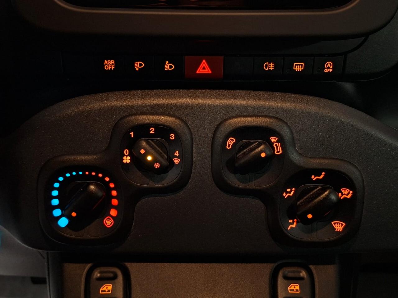 Fiat Panda 1.0 FireFly Hybrid 70CV Icon Km.0 (756)