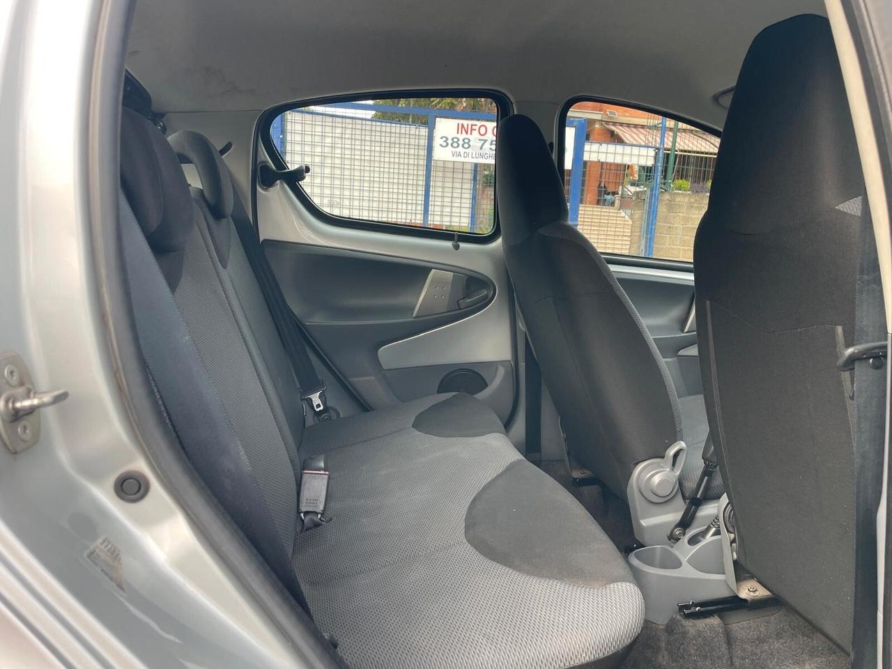 Toyota Aygo 1.0 12V VVT-i 5 porte