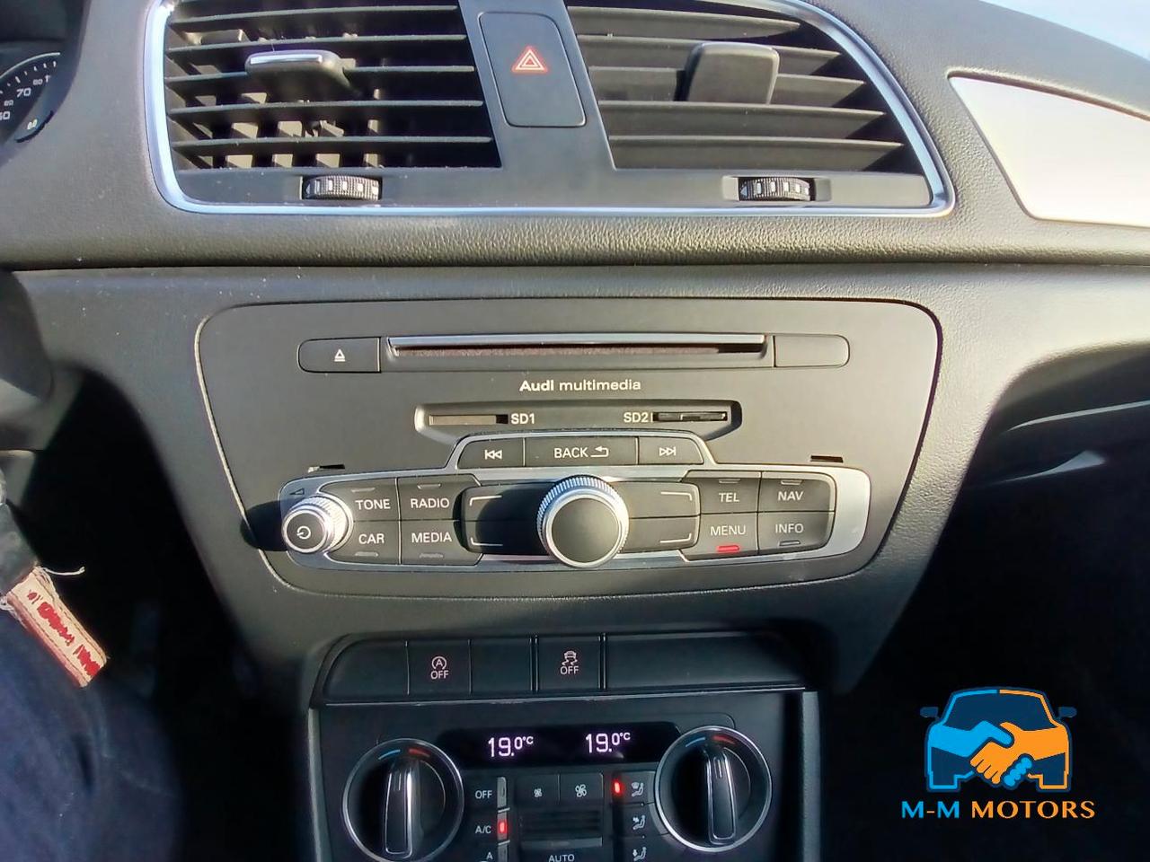 Audi Q3 2.0 tdi Business 120cv