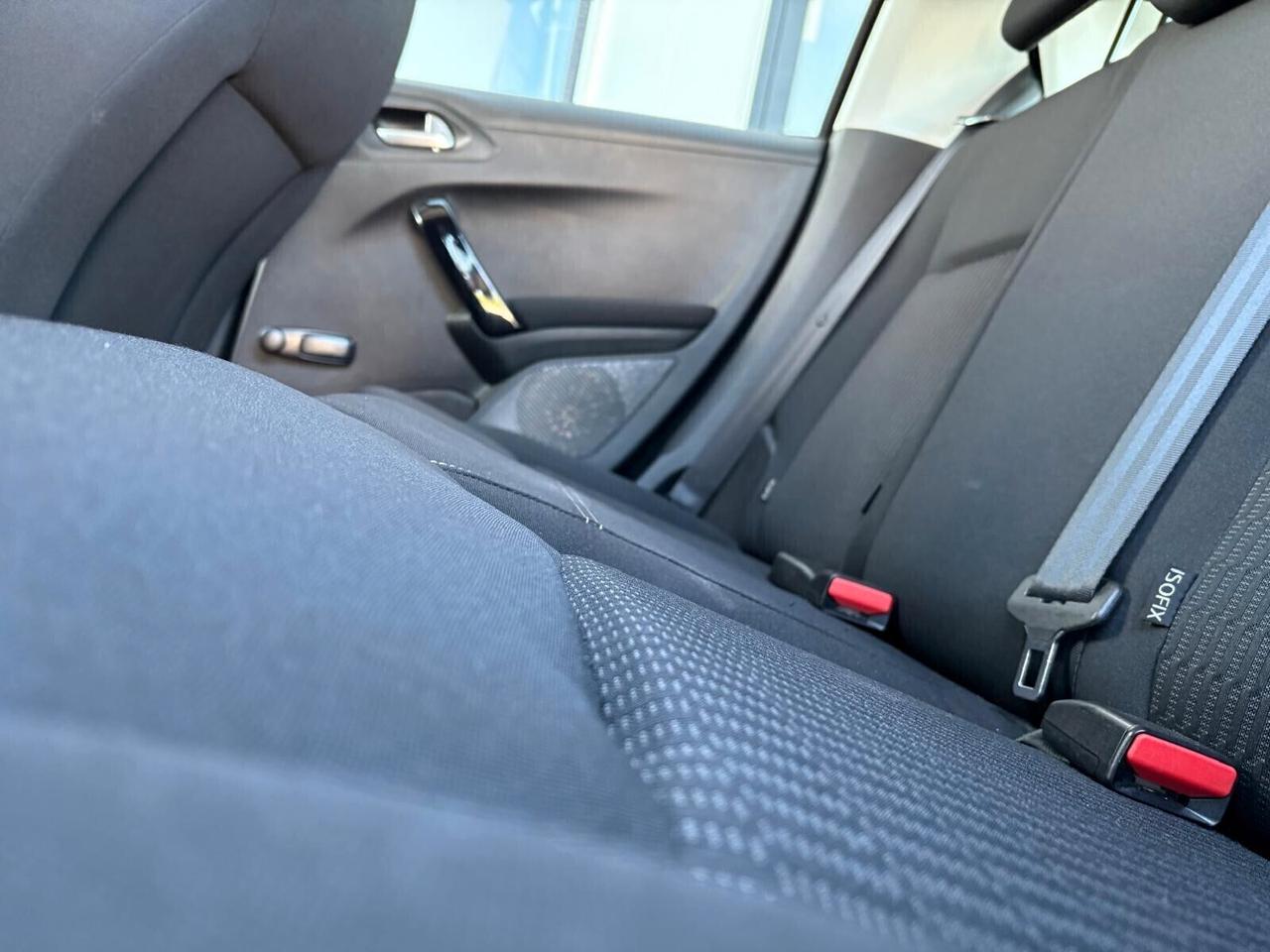 Peugeot 208 ACTIVE BlueHDi 100 5 p. 80000 KM