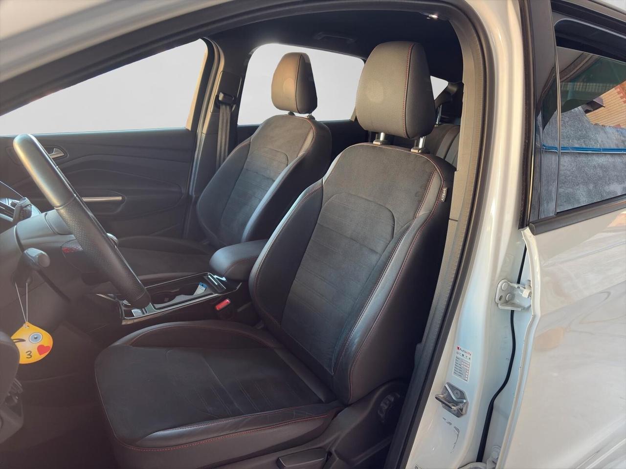 Ford Kuga 1.5 TDCi 120cv ST-Line COME NUOVA