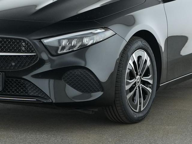 MERCEDES-BENZ A 180 Automatic Progressive Advanced