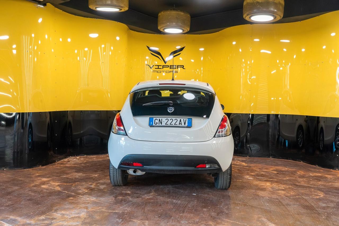 Lancia Ypsilon 1.2 69 CV 5 porte S&S Silver PERMUTA