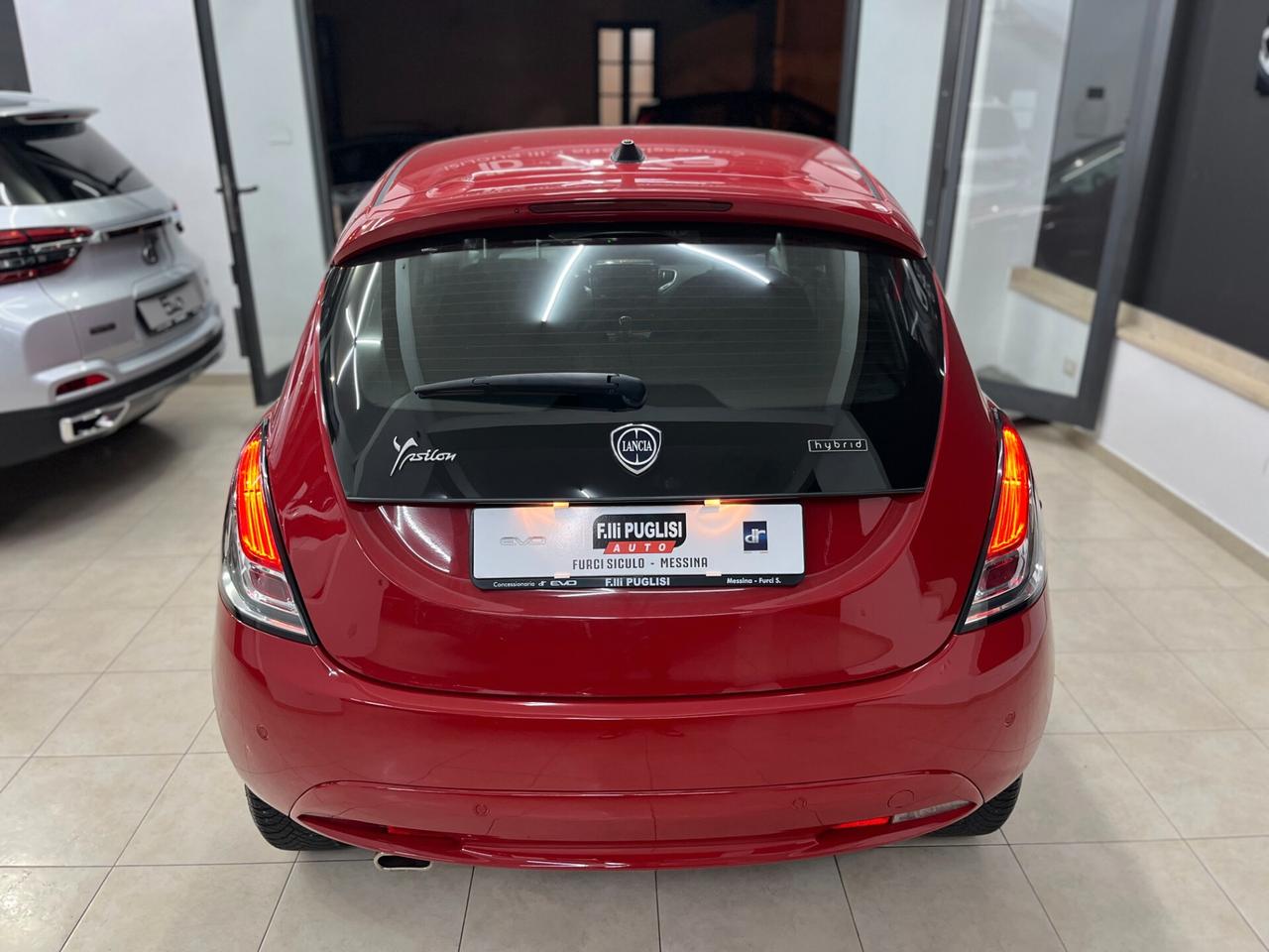 Lancia Ypsilon 1.0 Hybrid Gold KM 56.600 - 2022