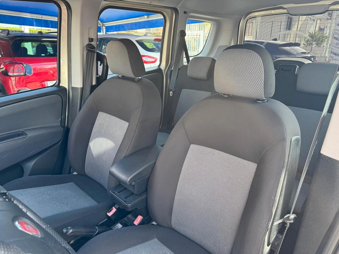 Fiat Doblò 1.3 Diesel CV90 Posti 5.Vetrato 2010