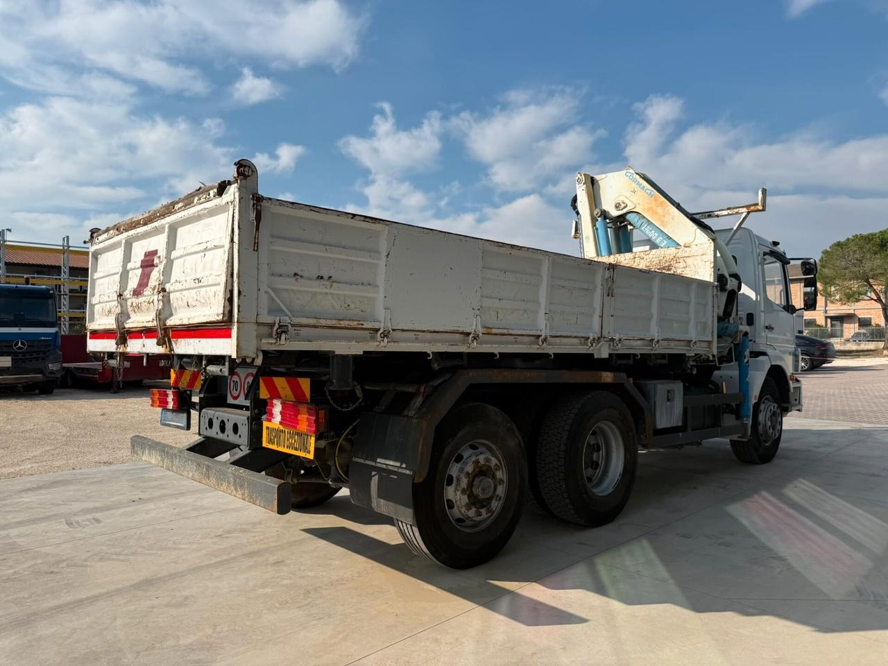 Mercedes Benz Atego 1828 ribaltabile+gru CORMACH