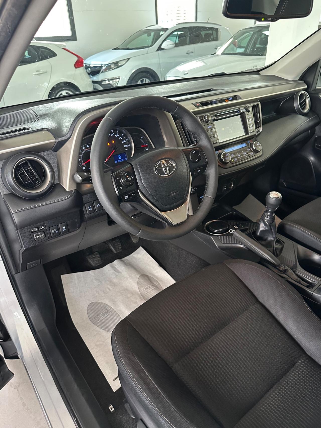Toyota RAV 4 RAV4 2.0 D-4D 4WD Lounge