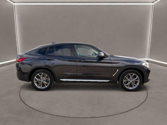 BMW X4 (G02/F98) - xDrive20d xLine