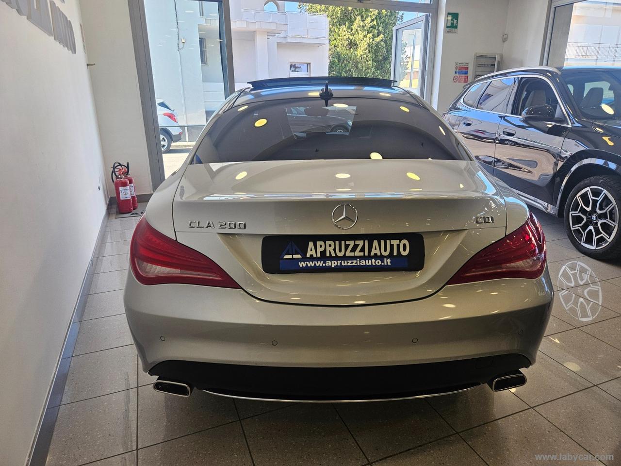 MERCEDES-BENZ CLA 200 CDI Premium